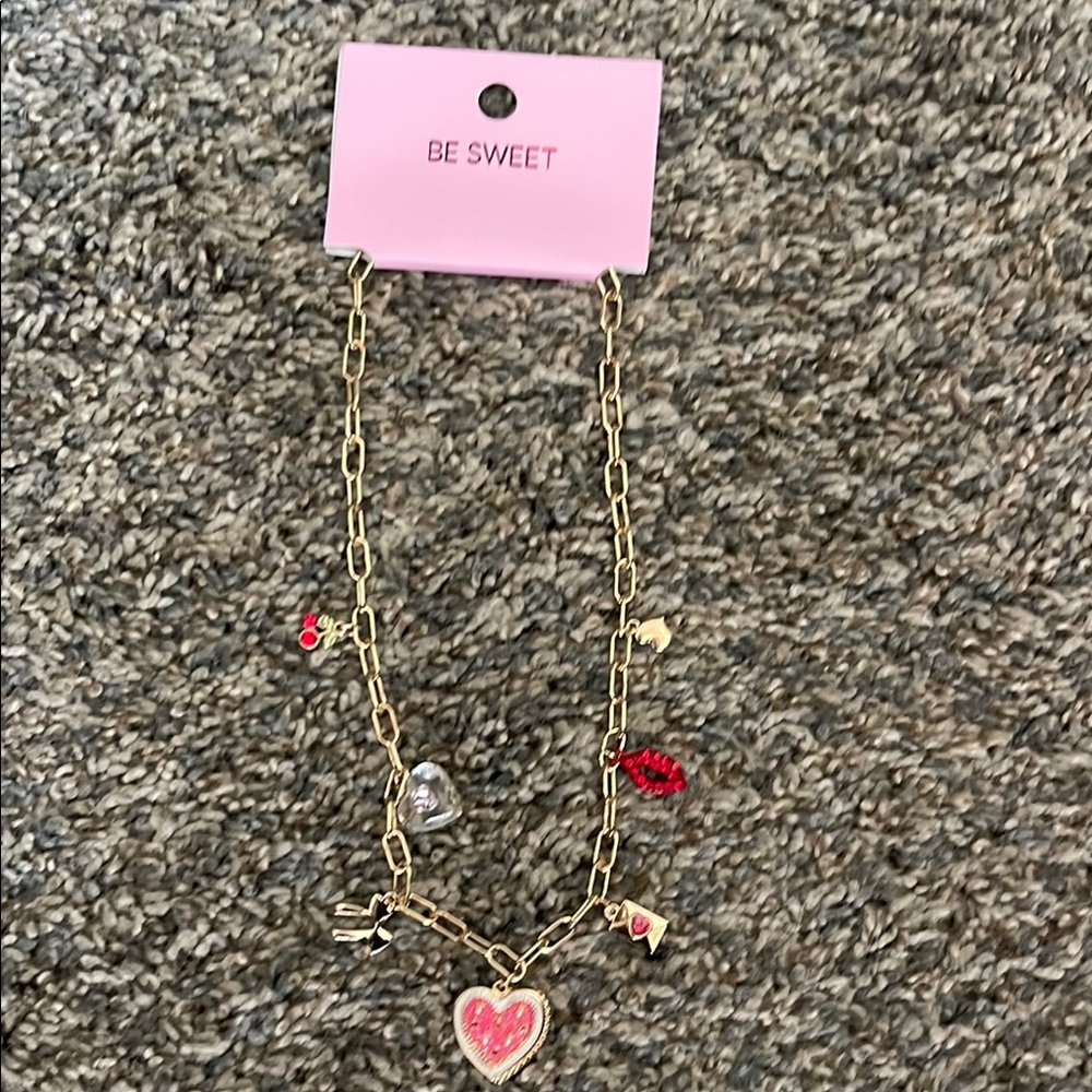 Elegant Gold and Red Necklace with Intricate Design